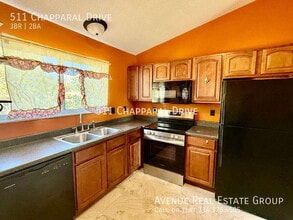 511 Chapparal Dr in O'Fallon, MO - Building Photo - Building Photo