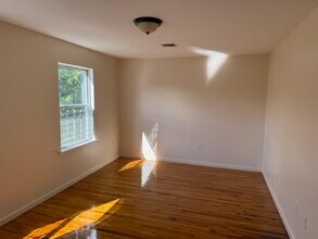 99 Fulton Ave in Jersey City, NJ - Building Photo - Building Photo