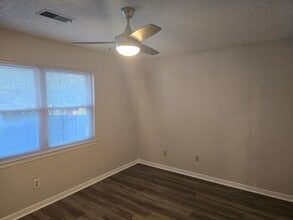 815 Valley Springs Dr in Southaven, MS - Building Photo - Building Photo
