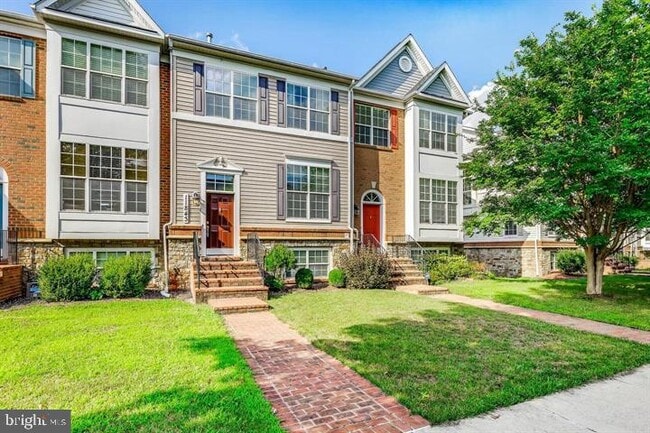 property at 11843 Skylark Rd