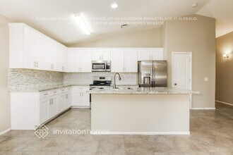 2231 S 101st Dr in Tolleson, AZ - Foto de edificio - Building Photo