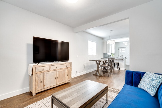 4411 Logan St in Denver, CO - Building Photo - Building Photo