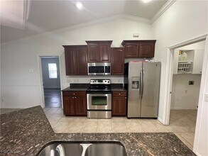 1316 NE 20th Ave in Cape Coral, FL - Building Photo - Building Photo