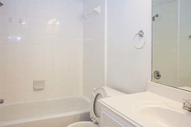 property at 9402 Borden Bluff Ln