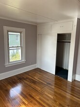 44 E Cedar St, Unit 2 in Newington, CT - Building Photo - Building Photo