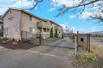 3202 Fawcett Ave, Unit A1 in Tacoma, WA - Building Photo - Building Photo