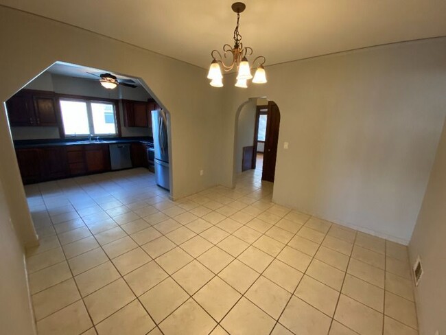 property at 2146 S Winchester St