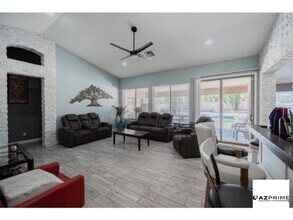 4114 W Menadota Dr in Glendale, AZ - Building Photo - Building Photo
