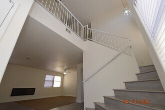 9330 Cool Creek Ave in Las Vegas, NV - Building Photo - Building Photo