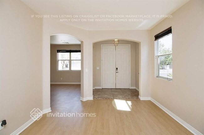 9679 W Spinnaker Creek Ave in Las Vegas, NV - Building Photo - Building Photo