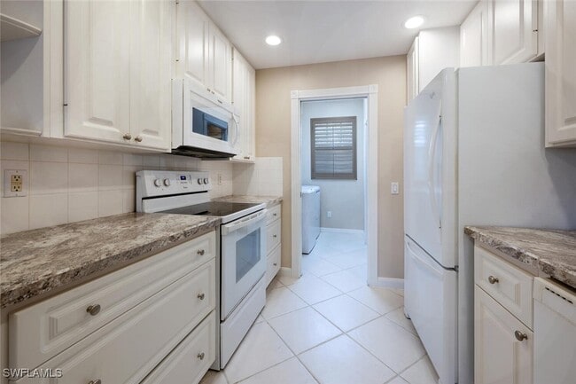 property at 5417 Cove Cir