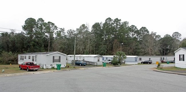 7333 Pine Forest Rd in Pensacola, FL - Building Photo - Building Photo