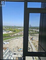 5 Quarrington Ln in Toronto, ON - Building Photo