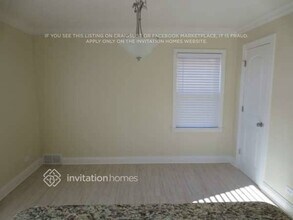 3337 W 83rd St in Chicago, IL - Building Photo - Building Photo