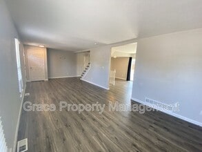 9371 Bellaire Dr in Thornton, CO - Building Photo - Building Photo