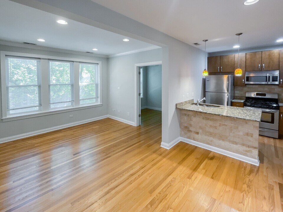 3808 N Marshfield Ave in Chicago, IL - Foto de edificio