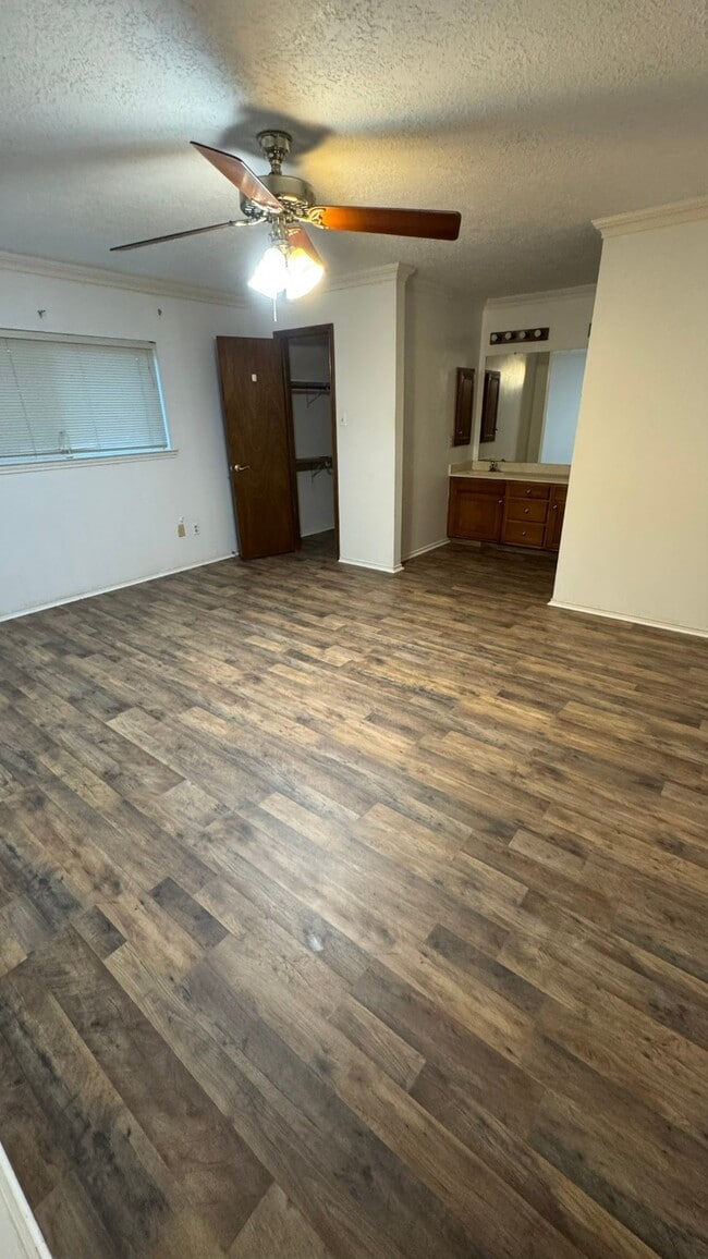 13507 Chipman Glen Dr