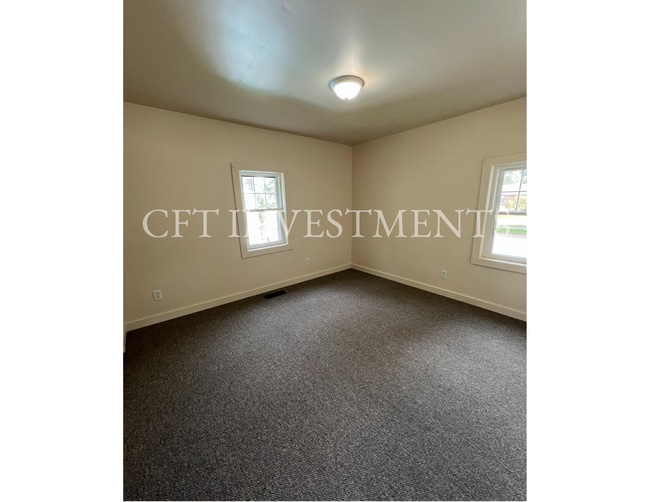 507 N Washington St in Charlotte, MI - Foto de edificio - Building Photo