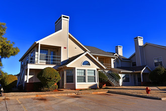 The Gables at Westlake in Oklahoma City, OK - Foto de edificio - Building Photo