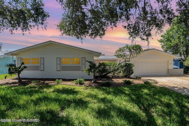 345 Park Ave in Satellite Beach, FL - Building Photo - Building Photo