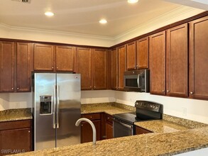 10056 Via Colomba Circle in Ft. Myers, FL - Building Photo - Building Photo