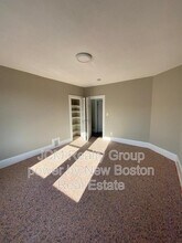 65 Shepard St in Lynn, MA - Building Photo - Building Photo