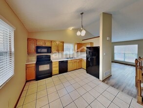 6380 Kelsey Ct in Canal Winchester, OH - Building Photo - Building Photo