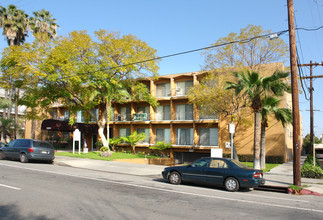 Chandler Apartments in Valley Village, CA - Building Photo - Building Photo