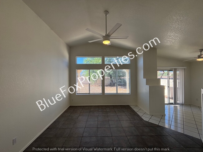 8587 N Cantora Way in Tucson, AZ - Foto de edificio - Building Photo