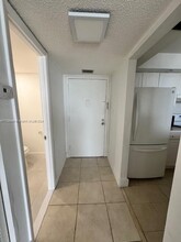 6900 Bay Dr in Miami Beach, FL - Building Photo - Building Photo