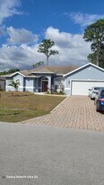 1211 SW Wellington Ave in Port St. Lucie, FL - Building Photo