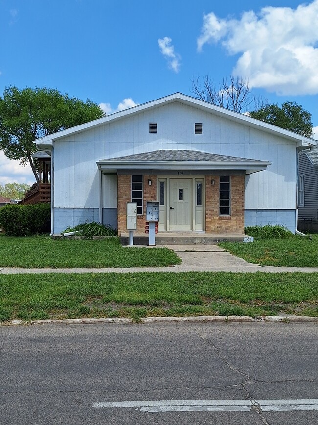 401 S 3rd St, Unit 2 in Norfolk, NE - Building Photo - Building Photo