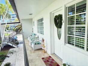 1135 92nd St in Bay Harbor Islands, FL - Building Photo - Building Photo