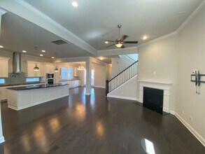 4917 Providence Country Club Dr in Charlotte, NC - Foto de edificio - Building Photo