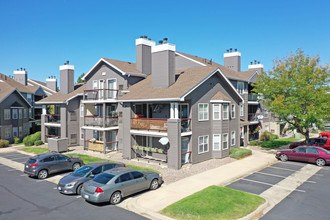 Westover Gardens Apartments in Denver, CO - Building Photo - Building Photo