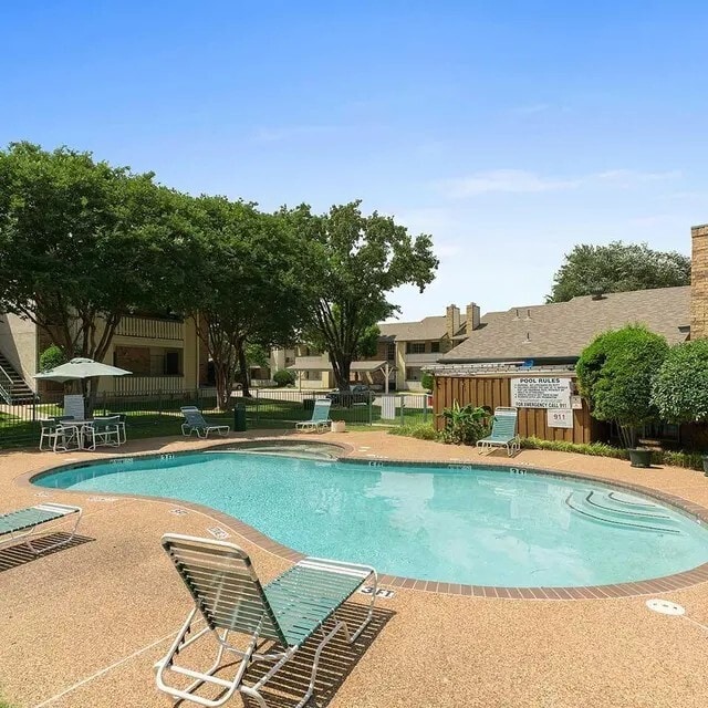 Aspen Court Apartments in Plano, TX - Foto de edificio