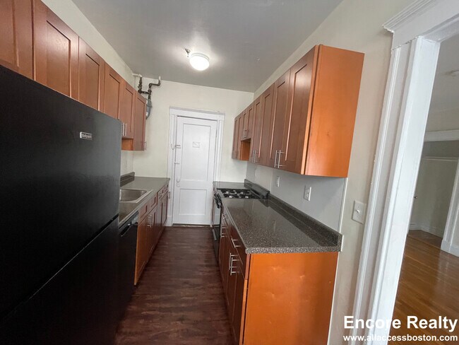 2 Charlesgate W, Unit 1163-30 in Boston, MA - Building Photo - Building Photo