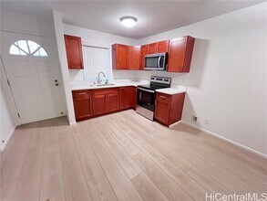 95-510 Wikao St in Mililani, HI - Building Photo - Building Photo