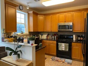 428 Masterson Ct in Trenton, NJ - Building Photo - Building Photo