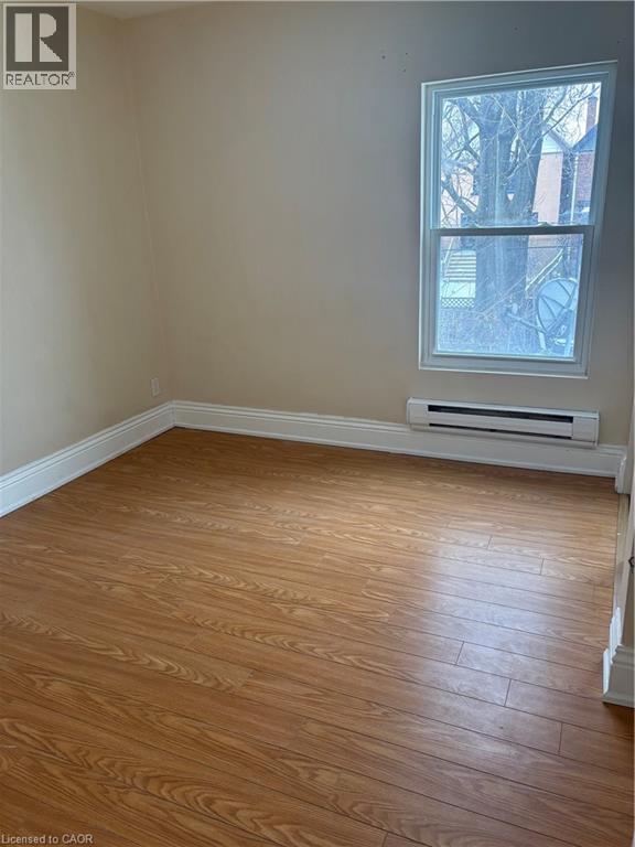 95 Sanford Ave N in Hamilton, ON - Building Photo - Building Photo