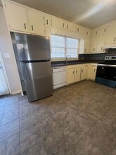 527-529 Telfair Ct in Suwanee, GA - Foto de edificio - Building Photo