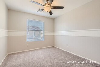 8348 W Wildwood Glen Dr in Las Vegas, NV - Building Photo - Building Photo