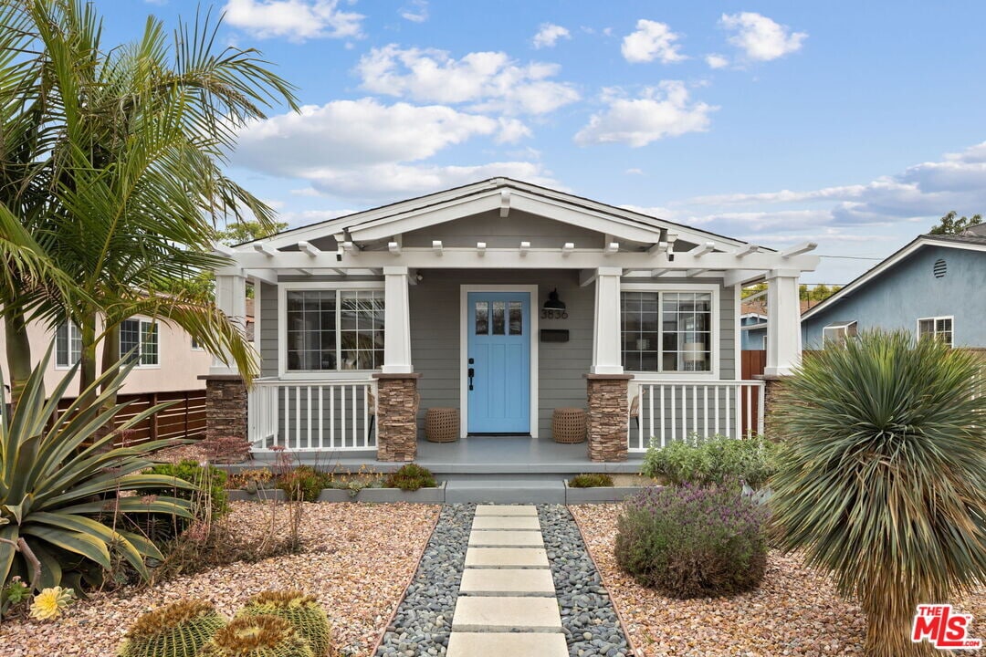 3836 Seneca Ave in Los Angeles, CA - Building Photo