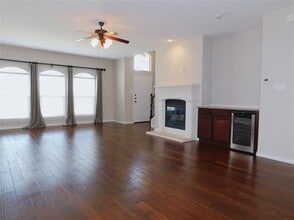 4145 Indian Run Dr in Carrollton, TX - Building Photo - Building Photo