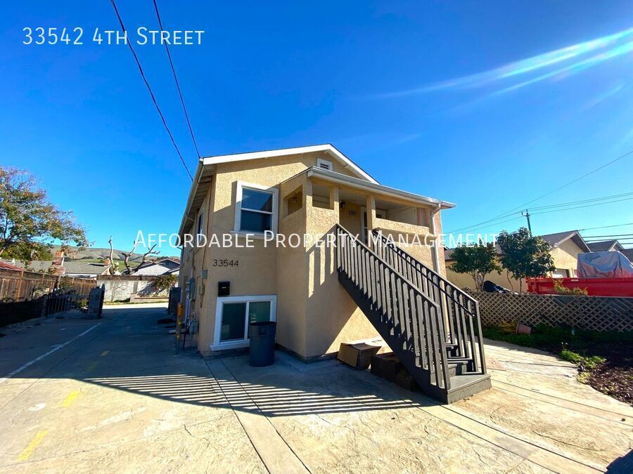 33542 4th St in Union City, CA - Building Photo