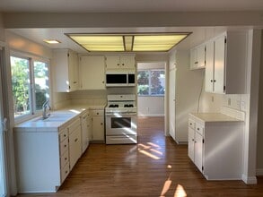 3061 Rollings Ave in Thousand Oaks, CA - Building Photo - Building Photo
