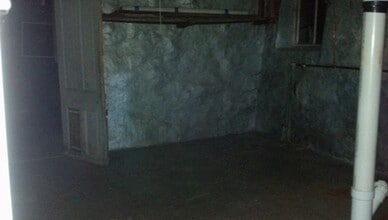 11318 E Park St in Sugar Creek, MO - Building Photo - Building Photo