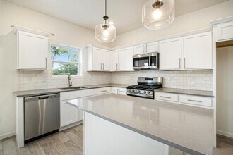 5146 McLin Dr in Kalamazoo, MI - Building Photo - Building Photo