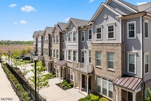 49 Robeson St in Somerville, NJ - Building Photo