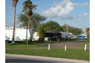 Los Fresnos RV Park in Los Fresnos, TX - Building Photo - Building Photo